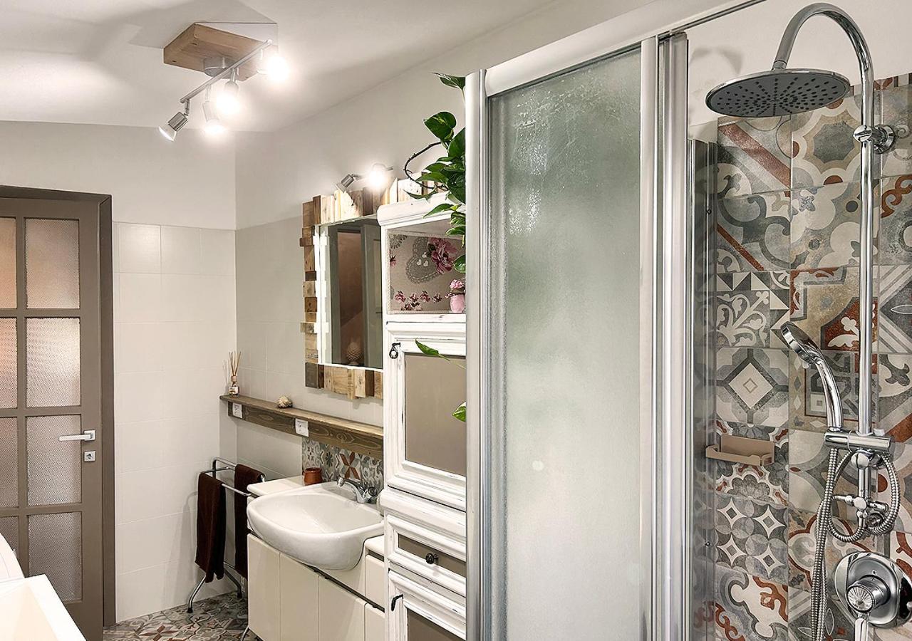 La Mansardina Apartment Venegono Superiore Екстериор снимка