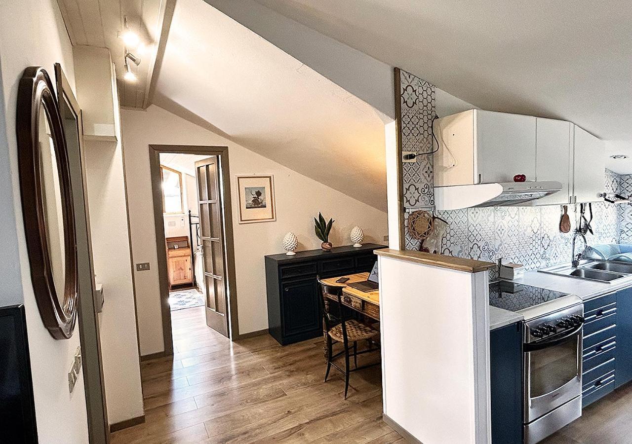 La Mansardina Apartment Venegono Superiore Екстериор снимка