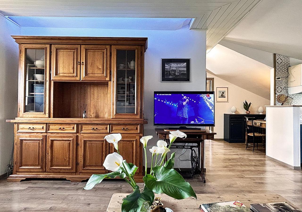 La Mansardina Apartment Venegono Superiore Екстериор снимка