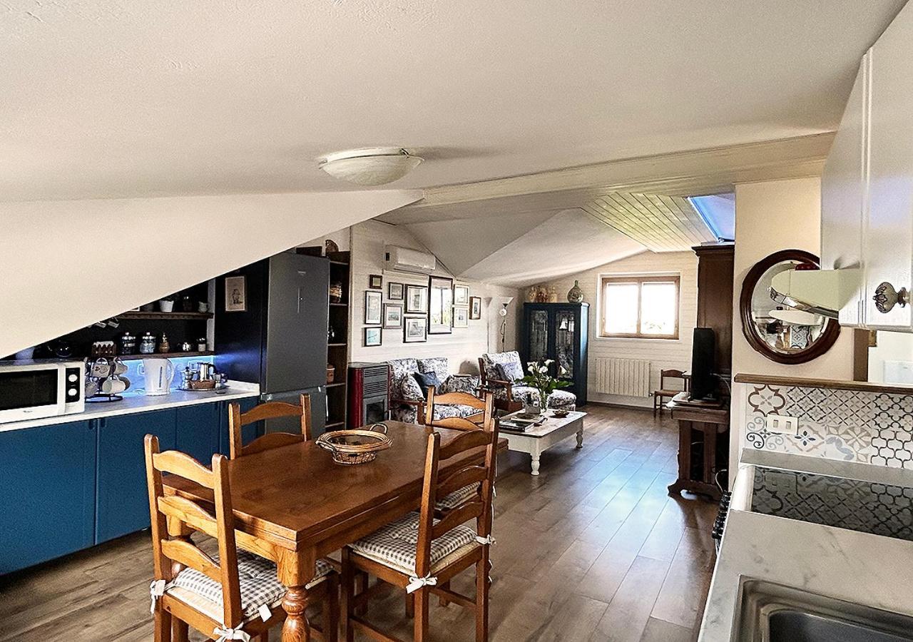 La Mansardina Apartment Venegono Superiore Екстериор снимка
